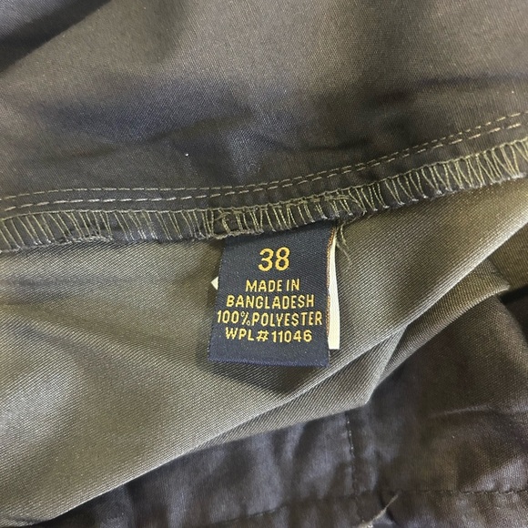 “Vintage 1946” Men's Dark Green/Khaki Modern Fit Performance Chinos w/ Pockets - Picture 12 of 17